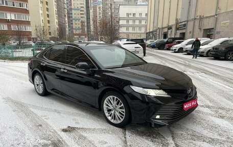 Toyota Camry, 2018 год, 2 850 000 рублей, 1 фотография