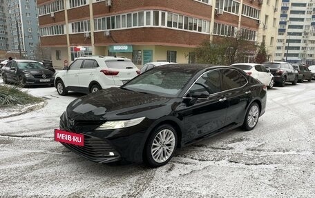 Toyota Camry, 2018 год, 2 850 000 рублей, 3 фотография