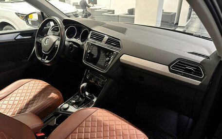 Volkswagen Tiguan II, 2018 год, 3 490 000 рублей, 12 фотография