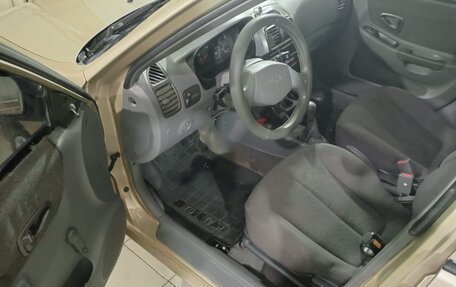 Hyundai Accent II, 2004 год, 310 000 рублей, 8 фотография