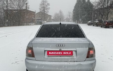 Audi A4, 1997 год, 250 000 рублей, 3 фотография