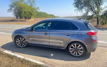 Hyundai Elantra VI рестайлинг, 2018 год, 1 999 999 рублей, 2 фотография