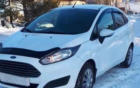 Ford Fiesta, 2015 год, 800 000 рублей, 1 фотография