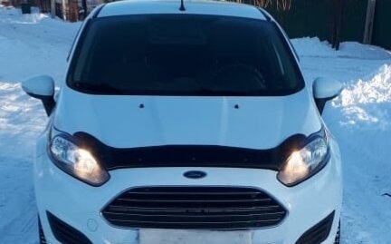 Ford Fiesta, 2015 год, 800 000 рублей, 4 фотография