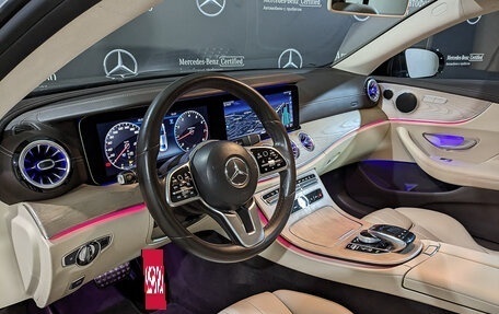 Mercedes-Benz E-Класс, 2019 год, 4 800 000 рублей, 15 фотография