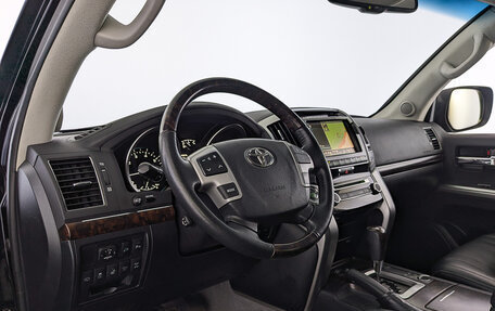 Toyota Land Cruiser 200, 2012 год, 3 590 000 рублей, 15 фотография