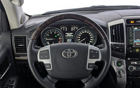 Toyota Land Cruiser 200, 2012 год, 3 590 000 рублей, 21 фотография