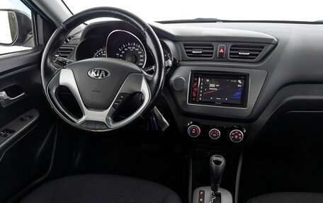 KIA Rio III рестайлинг, 2015 год, 1 100 000 рублей, 26 фотография