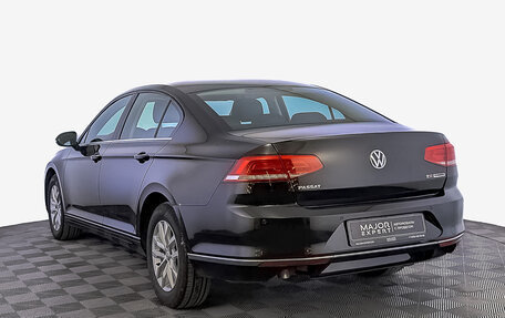 Volkswagen Passat B8 рестайлинг, 2016 год, 1 825 000 рублей, 7 фотография