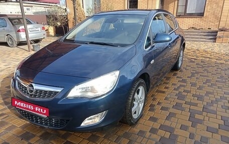 Opel Astra J, 2011 год, 785 000 рублей, 7 фотография