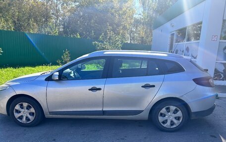 Renault Megane III, 2010 год, 950 000 рублей, 3 фотография