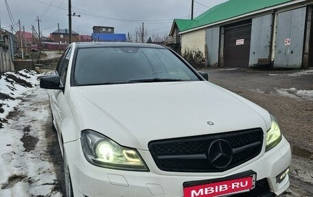 Mercedes-Benz C-Класс, 2012 год, 1 300 000 рублей, 4 фотография