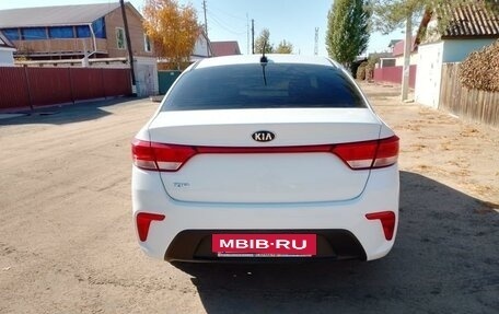 KIA Rio IV, 2018 год, 1 600 000 рублей, 5 фотография