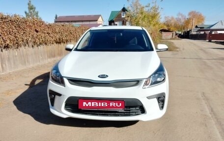 KIA Rio IV, 2018 год, 1 600 000 рублей, 3 фотография