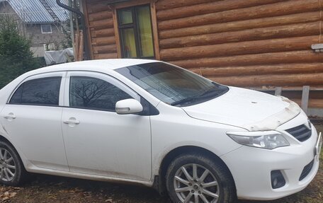 Toyota Corolla, 2013 год, 1 350 000 рублей, 2 фотография