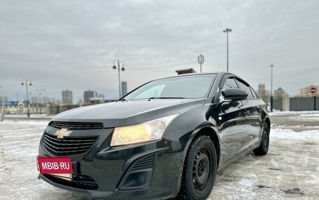 Chevrolet Cruze II, 2013 год, 763 000 рублей, 3 фотография