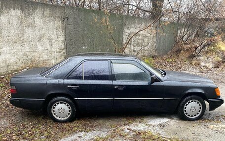 Mercedes-Benz W124, 1990 год, 175 000 рублей, 2 фотография