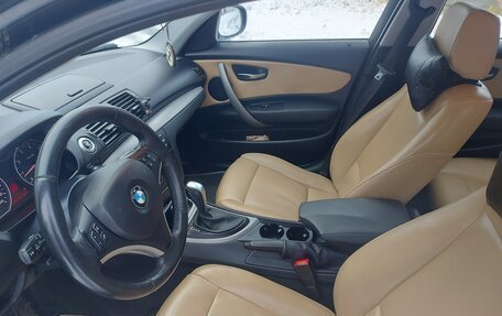 BMW 1 серия, 2011 год, 850 000 рублей, 15 фотография