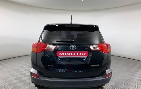 Toyota RAV4, 2015 год, 2 085 000 рублей, 6 фотография