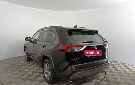 Toyota RAV4, 2021 год, 4 550 000 рублей, 11 фотография