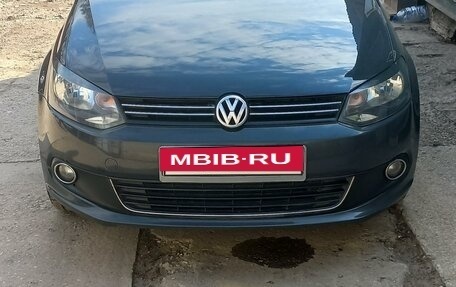 Volkswagen Polo VI (EU Market), 2013 год, 940 000 рублей, 4 фотография