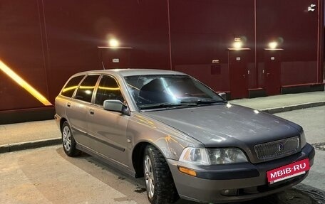 Volvo V40 I, 2003 год, 430 000 рублей, 2 фотография