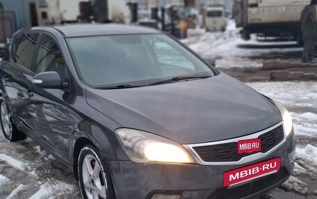 KIA cee'd I рестайлинг, 2010 год, 750 000 рублей, 2 фотография