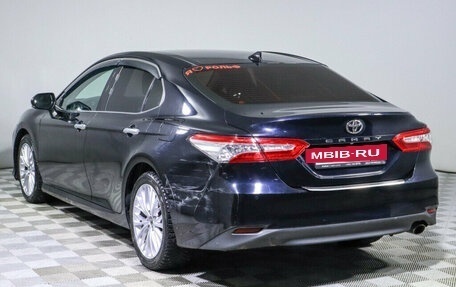 Toyota Camry, 2019 год, 2 699 000 рублей, 7 фотография