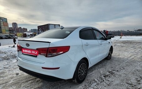 KIA Rio III рестайлинг, 2015 год, 770 000 рублей, 9 фотография