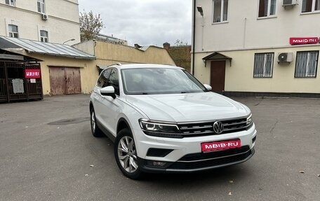 Volkswagen Tiguan II, 2017 год, 2 800 000 рублей, 1 фотография