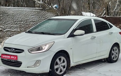 Hyundai Solaris II рестайлинг, 2013 год, 715 000 рублей, 1 фотография