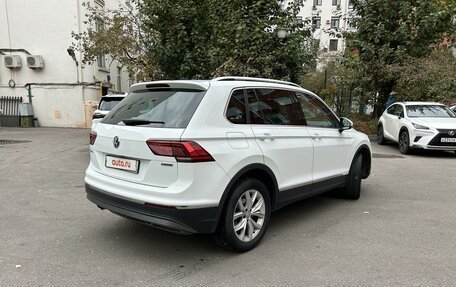 Volkswagen Tiguan II, 2017 год, 2 800 000 рублей, 4 фотография