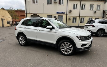 Volkswagen Tiguan II, 2017 год, 2 800 000 рублей, 5 фотография