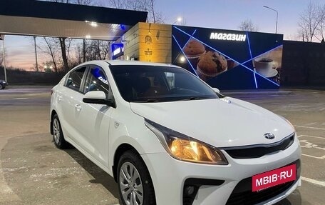 KIA Rio IV, 2019 год, 1 475 000 рублей, 3 фотография