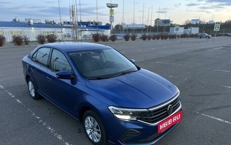 Volkswagen Polo VI (EU Market), 2022 год, 1 799 000 рублей, 2 фотография