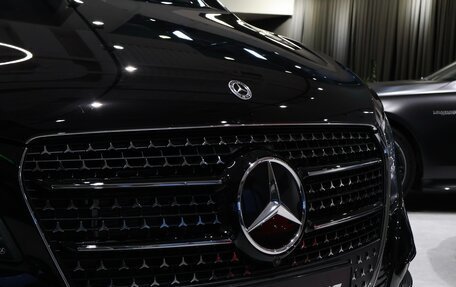 Mercedes-Benz V-Класс, 2024 год, 17 900 000 рублей, 3 фотография