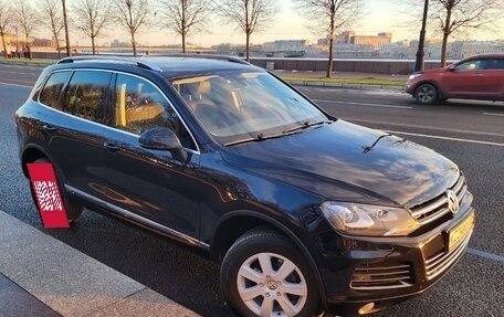 Volkswagen Touareg III, 2011 год, 2 480 000 рублей, 4 фотография