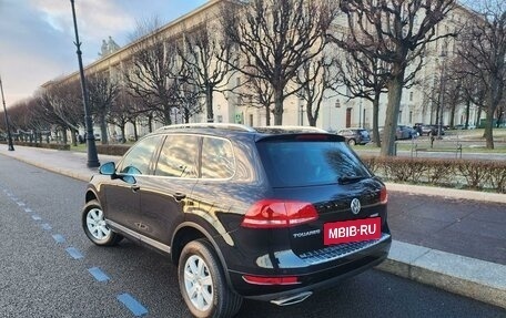 Volkswagen Touareg III, 2011 год, 2 480 000 рублей, 11 фотография