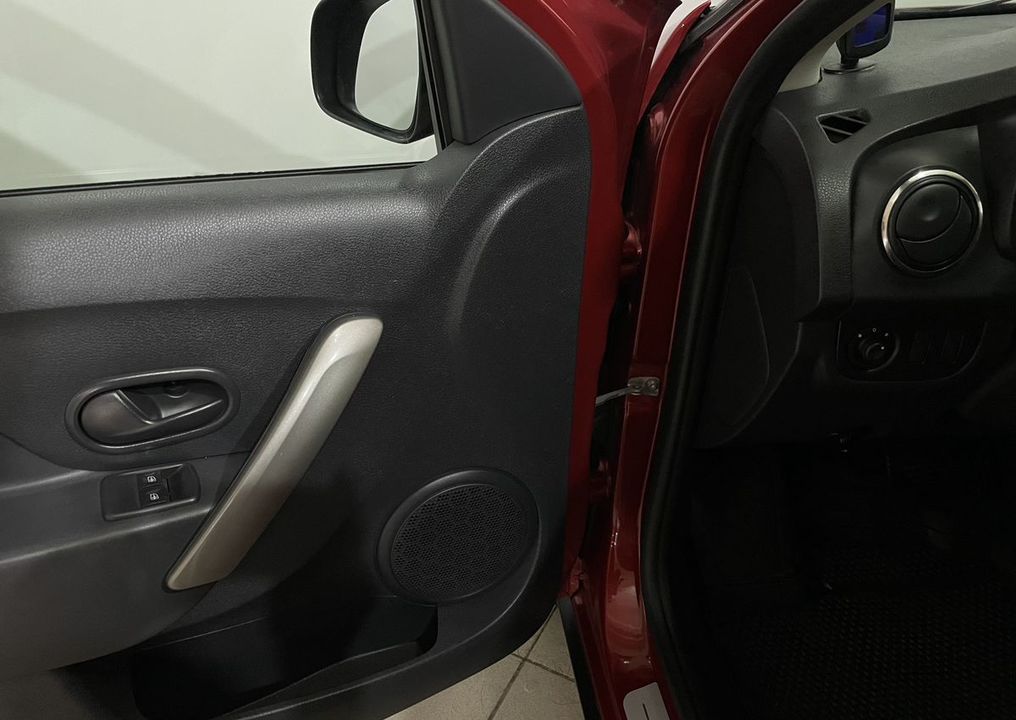 Renault Logan Stepway, 2019 год, 1 085 000 рублей, 18 фотография