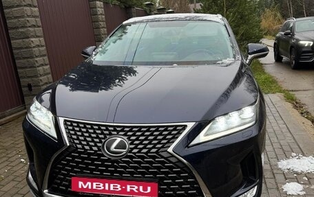 Lexus RX IV рестайлинг, 2020 год, 5 900 000 рублей, 3 фотография