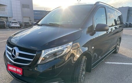 Mercedes-Benz Vito, 2017 год, 4 700 000 рублей, 2 фотография