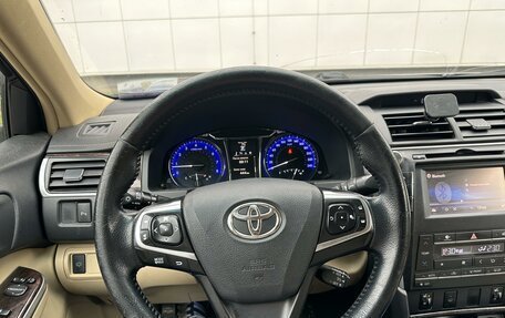 Toyota Camry, 2016 год, 2 500 000 рублей, 4 фотография