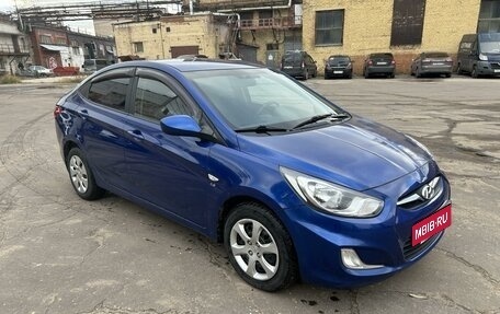 Hyundai Solaris II рестайлинг, 2013 год, 849 000 рублей, 2 фотография