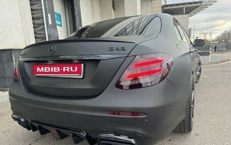 Mercedes-Benz E-Класс AMG, 2017 год, 5 299 000 рублей, 20 фотография