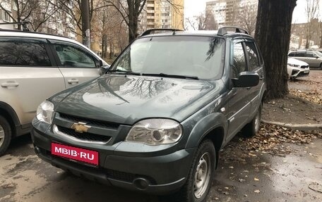 Chevrolet Niva I рестайлинг, 2011 год, 650 000 рублей, 1 фотография