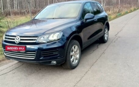 Volkswagen Touareg III, 2010 год, 2 000 000 рублей, 2 фотография