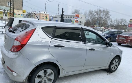 Hyundai Solaris II рестайлинг, 2016 год, 580 000 рублей, 4 фотография