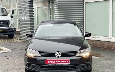 Volkswagen Jetta VI, 2013 год, 1 100 000 рублей, 2 фотография