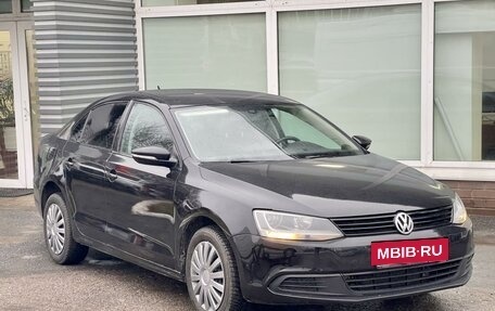 Volkswagen Jetta VI, 2013 год, 1 100 000 рублей, 3 фотография