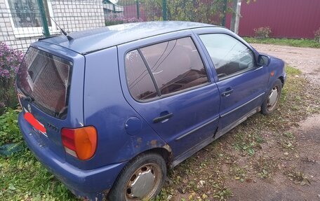 Volkswagen Polo III рестайлинг, 1998 год, 80 000 рублей, 3 фотография